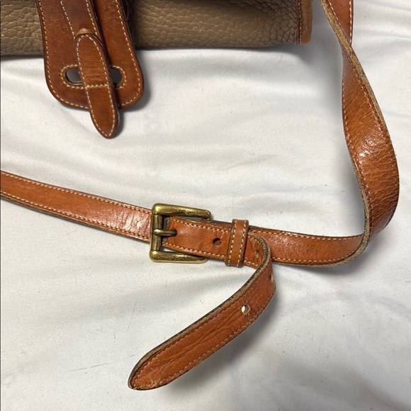 Classic Tan Leather Women's Bag Dooney & Bourke - Picture 2 of 9